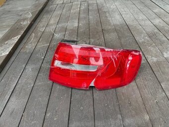 Pravé zadní vnější LED světlo Audi A4 B8,5 avant