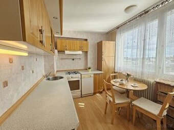 Pronájem bytu 2+1, 2x lodžie, klimatizovaný – sídl. Hůrka, K