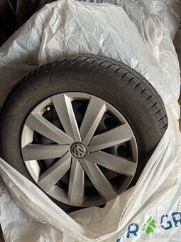 Pneu s disky 215/60 R16