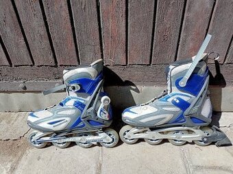 Pánské kolečkové brusle.