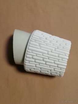 retro světlo se skleněným stínidlem