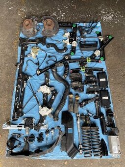 BMW e90 e91 e92 e93 e87-Díly