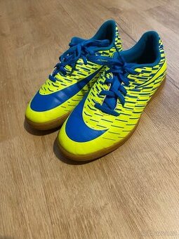 Prodám pánské/dětské sálové boty, velikost 37,5