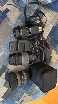 Zrcadlovka Canon EOS 200D + příslušenství