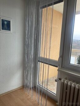 Krásný designový závěs - nový - stříbrný