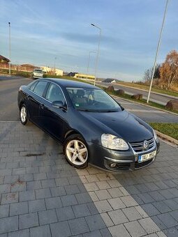 Vw Jetta 1.6 tdi Common rail - 1