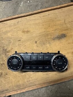 Panel klimatizace Mercedes w204