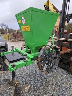 Bolet sazeč brambor