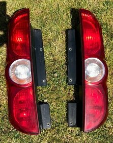 Světla na Fiat Doblo Maxi