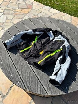 Bunda Rebelhorn Borg II