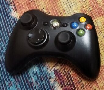 Bezdrátový ovladač pro XBOX 360 (gamepad)