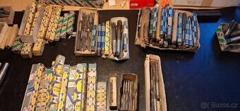 Výstružníky strojní a ruční hss