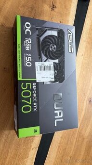 ASUS DUAL GeForce RTX 5070 12G OC