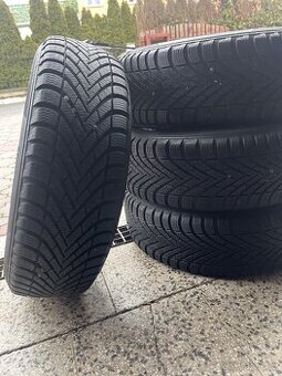 Zimní pneu 185/65/15