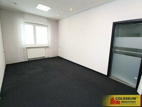 Znojmo, pronájem kanceláří , 198 m2 – komerce - 1
