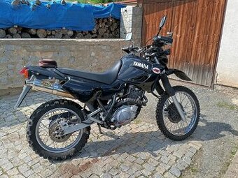 Doklady Yamaha XT 600E
