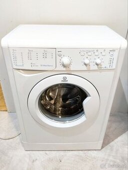 Pračka Indesit 5 kg