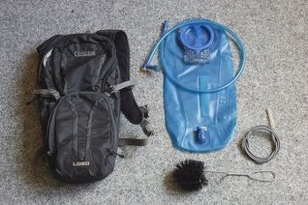 Cyklo batoh Camelbak Lobo s rezervoárem Crux + čištění