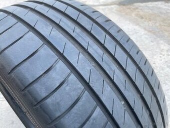 Letní pneu 225/40/R18 Good Year