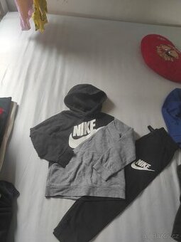 Souprava Nike