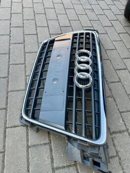 Maska Audi a4 b8