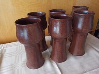 Královské číše keramika