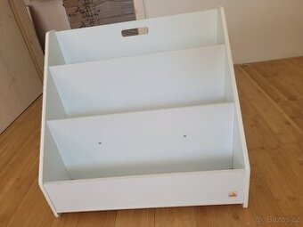 Dětská montessori knihovnicka - 1