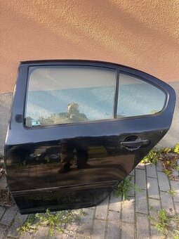 Leve zadní dveře Octavia 2 sedan