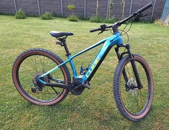 CUBE Reaction Hybrid Race 625, kola 29"
