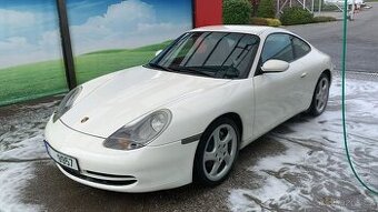 Porsche 911 996 Carrera 4 2001 motor po GO, krásné auto