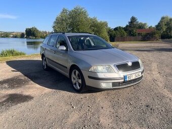 Škoda Octavia 2.0 tdi 103kw BKD servisní knížka
