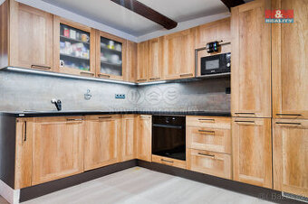 Prodej rodinného domu, 160 m², Třebenice