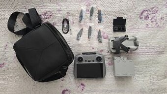 DJI Mini 4 Pro Fly More Combo (DJI RC 2)
