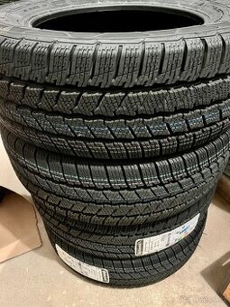 Zimní pneu Continental 215/65 R16 C 106/104 T