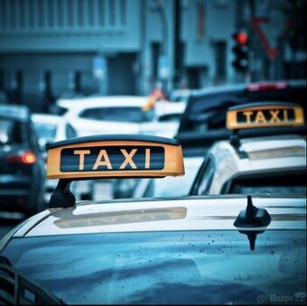 řidič taxislužby Bolt