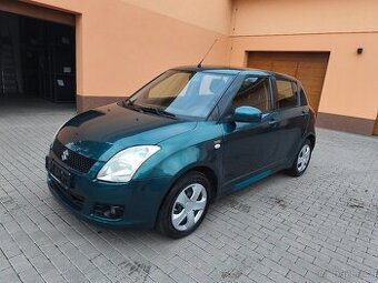 SUZUKI SWIFT 1.3 DDiS, KLIMA, VYHŘ. SEDADLA
