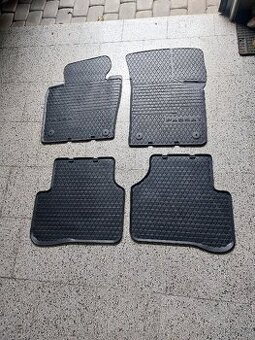 Gumové koberce originál VW Passat B6 B7
