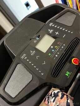 Běžecký pás Domyos T900D