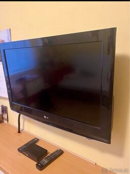 REZERVACE - LG TV úhlopříčka TV 55” + set top box Tesla