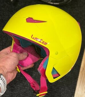 Dívčí lyžařská helma 48-52cm