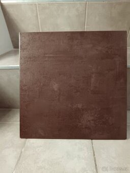 Dlažba hnědá, 33,3 x 33,3, zbytek 1,2 m