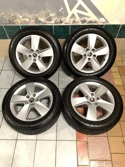 Alu kola Škoda R16 5X112 ZIMNÍ PNEU 205/55 R16 ILLIAS