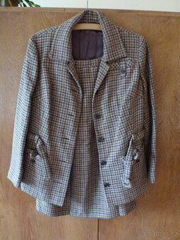 Dámský teplý kostým