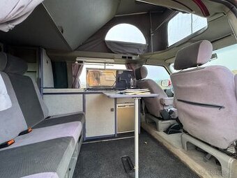 Interier/ nabytek California T4