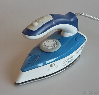 Cestovní napařova žehlička Hyundai 1000W Travel