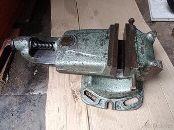 Mohutný strojní svěrák OTOČNÝ a NAKLÁPĚCÍ šířka 200mm