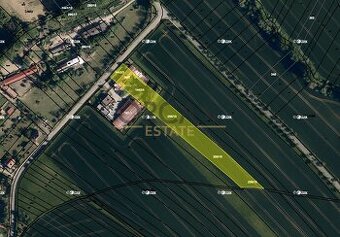 Pět pozemků v k.ú Zlámanka