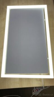 Stropní topný infrapanel s LED osvětlením 750W