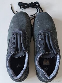 Obuv pracovní bezpečnostní polobotka šedá Adamant S1P, vel.