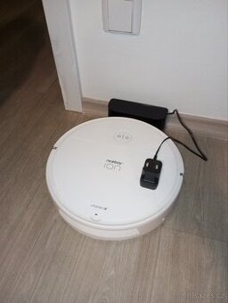 Robotický vysavač Niceboy Charles i6 White